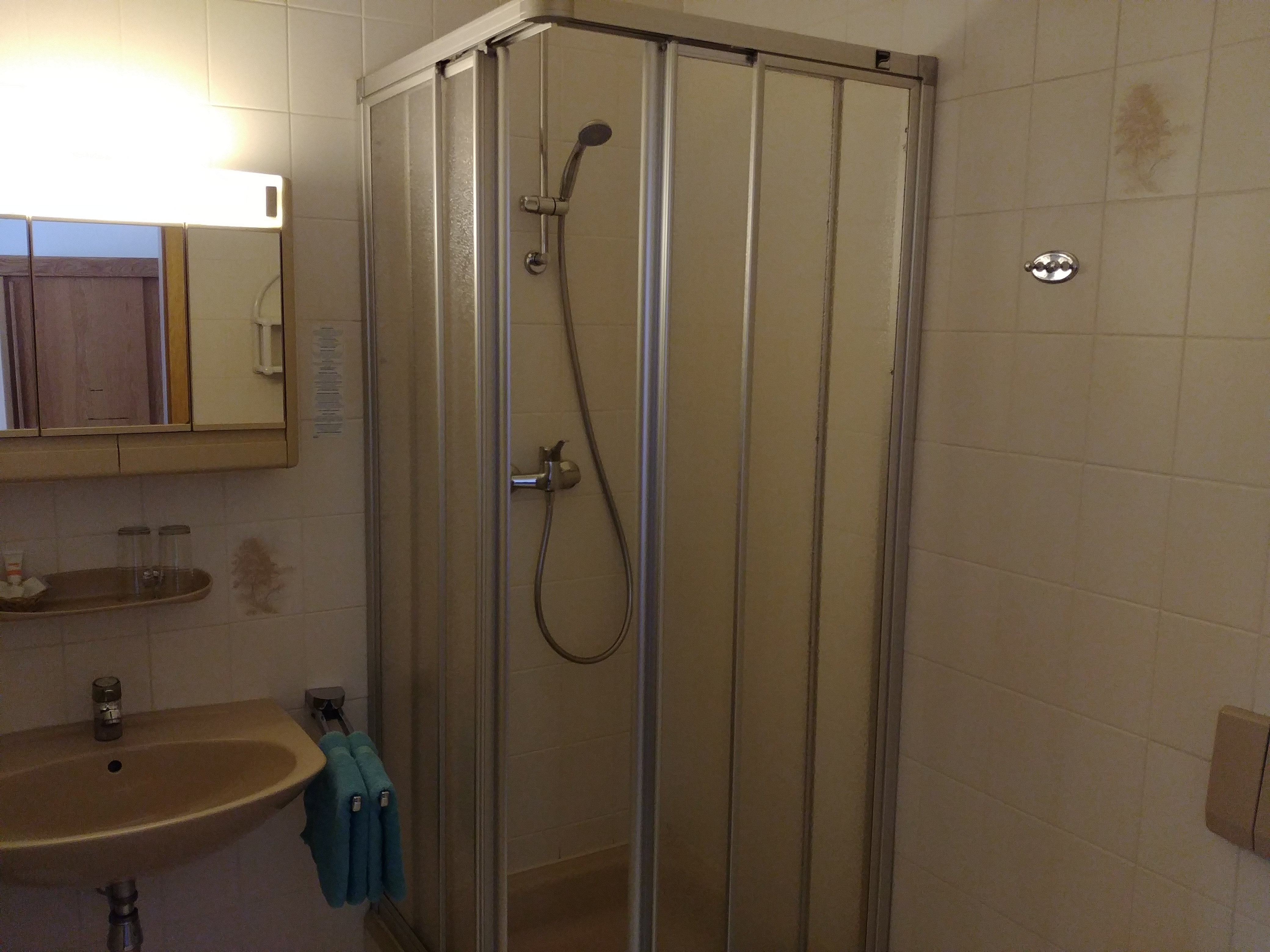 Badezimmer in einem Doppelzimmer